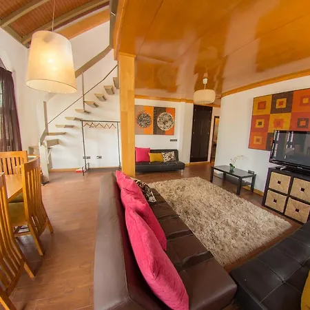 Apartment Galeria De Pintores Vivos